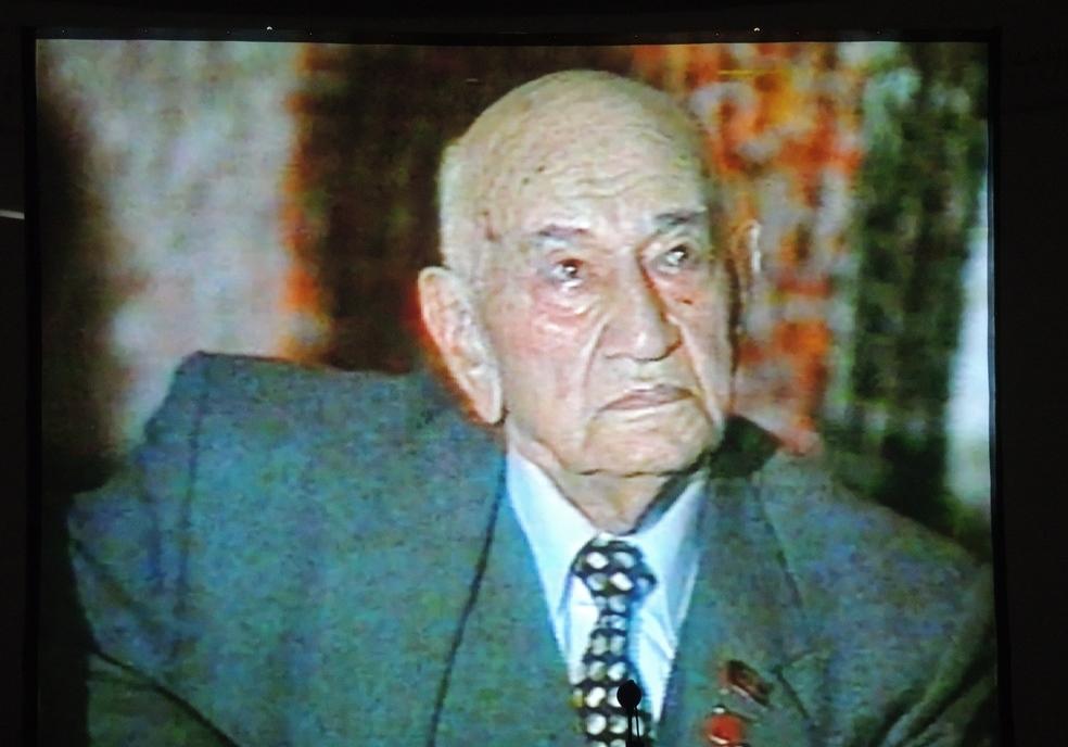 В Баку отметили 110-летие Сулеймана Рустама (ФОТО)