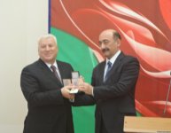Деятелям культуры и искусства Азербайджана вручены госнаграды (ФОТО)