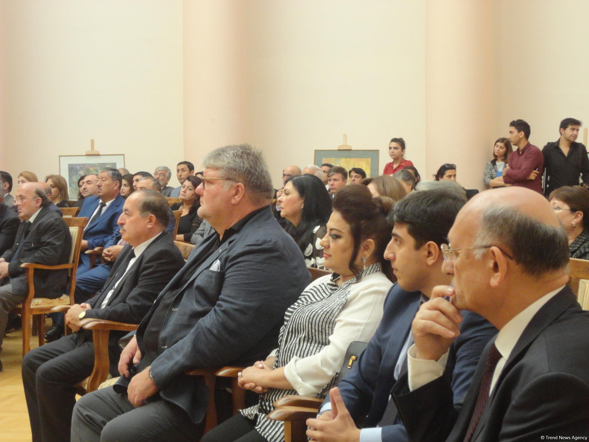 Деятелям культуры и искусства Азербайджана вручены госнаграды (ФОТО)