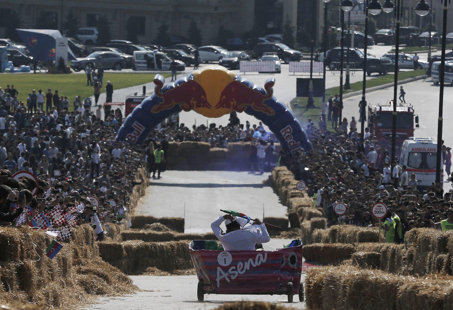 Интервью с победителями креативных гонок Red Bull Soapbox Race в Баку (ФОТО-ВИДЕО)