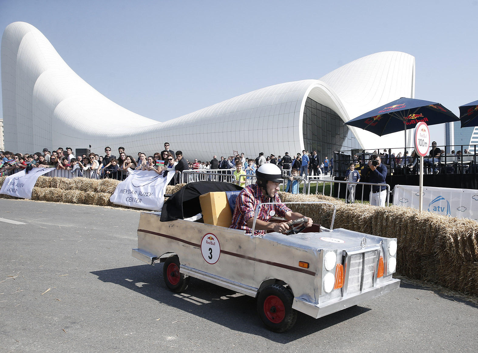 Интервью с победителями креативных гонок Red Bull Soapbox Race в Баку (ФОТО-ВИДЕО)