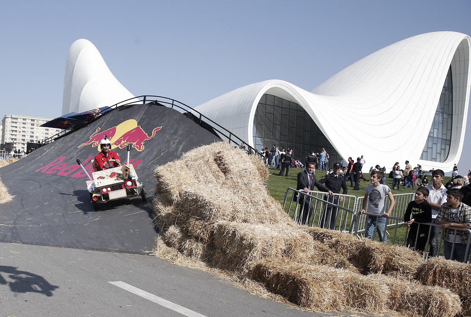 Интервью с победителями креативных гонок Red Bull Soapbox Race в Баку (ФОТО-ВИДЕО)