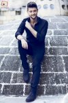 Street style победителя "Евровидения" в Баку (ФОТО)