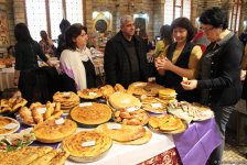 Самый горячий и ароматный Международный фестиваль хлеба в Баку (ФОТО)