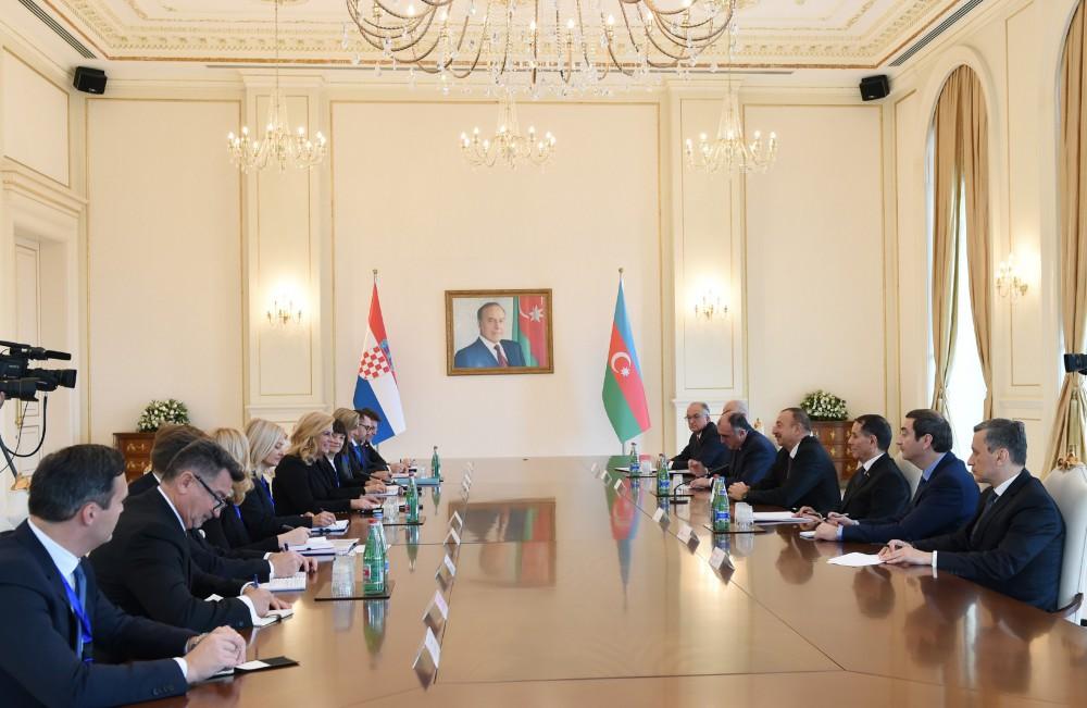 Grabar-Kitarovic talks Baku-Zagreb co-op in economy, trade