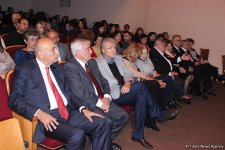 Любовь по-африкански в Баку, или Заложники комедии абсурда (ФОТО)