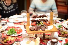 Что везут российские туристы из Азербайджана … и часто не довозят  (ФОТО)