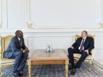 Президент Азербайджана Ильхам Алиев принял послов Эритреи и Албании (ФОТО)