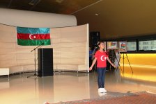 В Баку прошел праздничный вечер, посвященный Дню Государственного флага  (ФОТО)