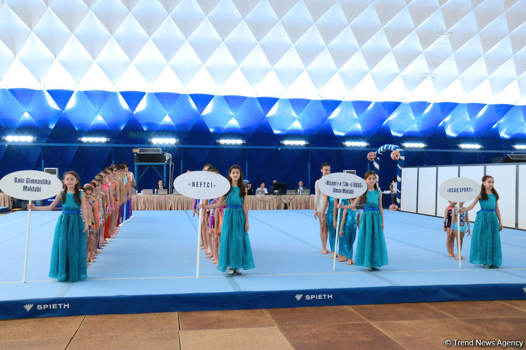 Acrobatic gymnastics championship kicks off in Baku  (PHOTO)
