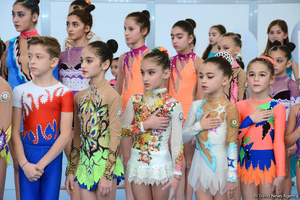 Acrobatic gymnastics championship kicks off in Baku  (PHOTO)