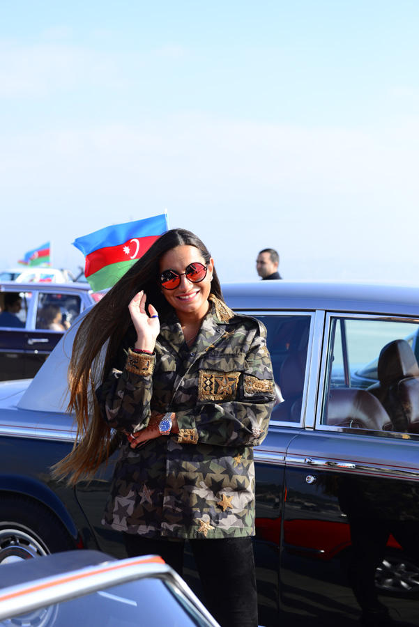 Арзу Алиева приняла участие в параде классических автомобилей, организованном Автомобильной  федерацией Азербайджана  (Фоторепортаж)