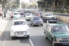 Арзу Алиева приняла участие в параде классических автомобилей, организованном Автомобильной  федерацией Азербайджана  (Фоторепортаж)