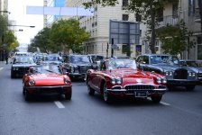 Арзу Алиева приняла участие в параде классических автомобилей, организованном Автомобильной  федерацией Азербайджана  (Фоторепортаж)