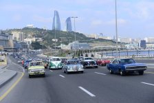 Арзу Алиева приняла участие в параде классических автомобилей, организованном Автомобильной  федерацией Азербайджана  (Фоторепортаж)