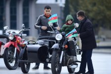 Арзу Алиева приняла участие в параде классических автомобилей, организованном Автомобильной  федерацией Азербайджана  (Фоторепортаж)