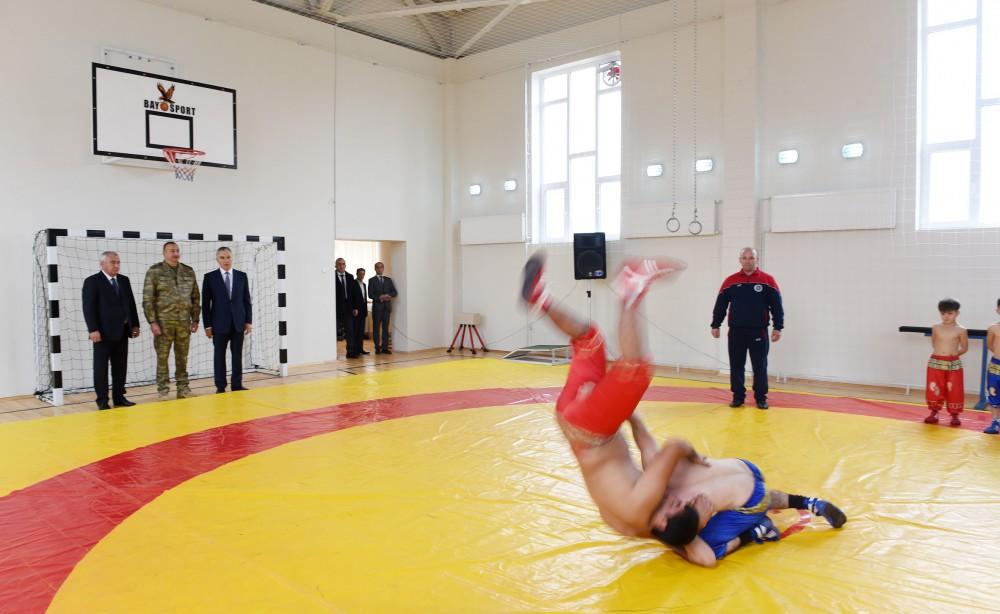 Ilham Aliyev views new residential settlement for IDPs in Fuzuli (PHOTO)