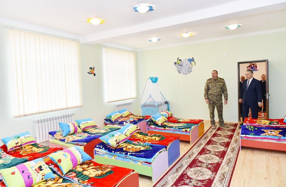 Ilham Aliyev views new residential settlement for IDPs in Fuzuli (PHOTO)