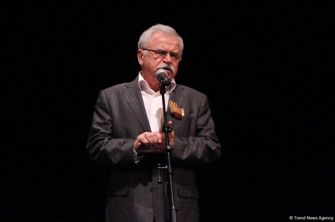 Сергей Никоненко представит в Баку творчество Сергея Есенина (ФОТО)