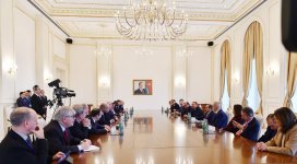 Президент Азербайджана принял группу участников V Всемирного конгресса новостных агентств (ФОТО)