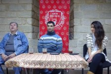 Квадратная башня и мир фантастики в Баку (ФОТО)