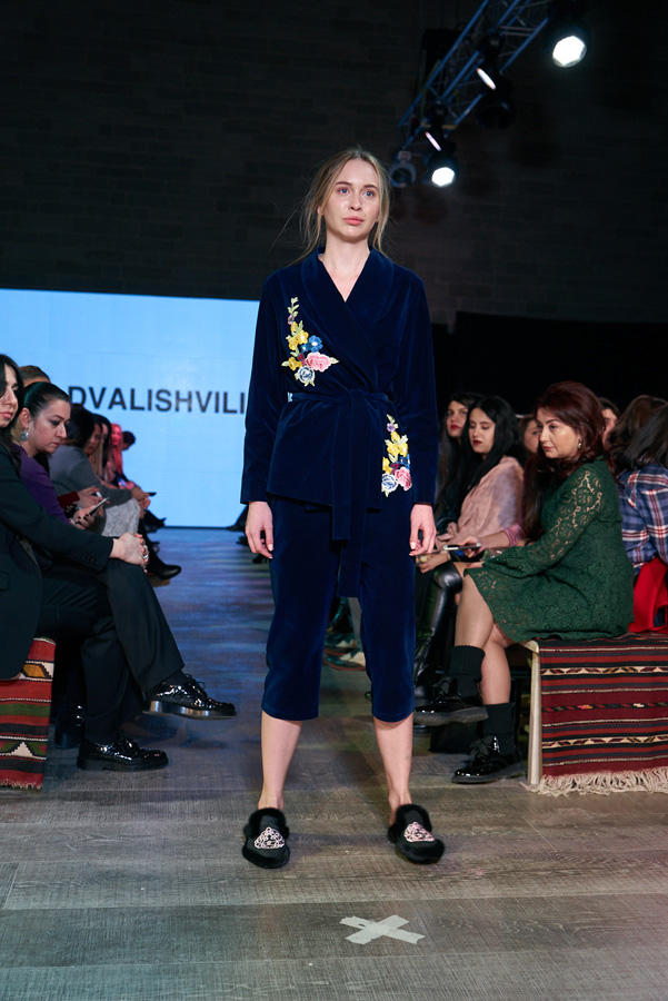 Azerbaijan Fashion Week: Фантазии дизайнеров России, Казахстана, Грузии и Азербайджана (ФОТО)