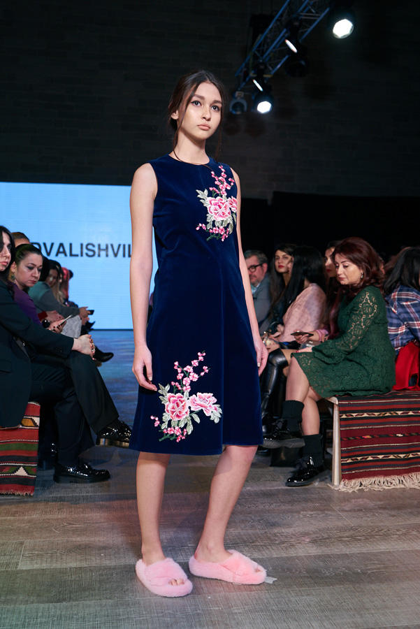 Azerbaijan Fashion Week: Фантазии дизайнеров России, Казахстана, Грузии и Азербайджана (ФОТО)