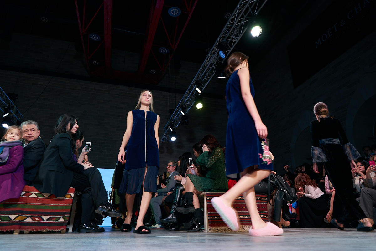 Azerbaijan Fashion Week: Фантазии дизайнеров России, Казахстана, Грузии и Азербайджана (ФОТО)