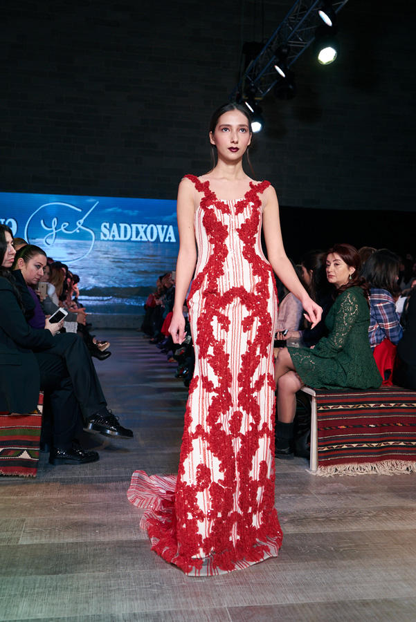 Azerbaijan Fashion Week: Фантазии дизайнеров России, Казахстана, Грузии и Азербайджана (ФОТО)