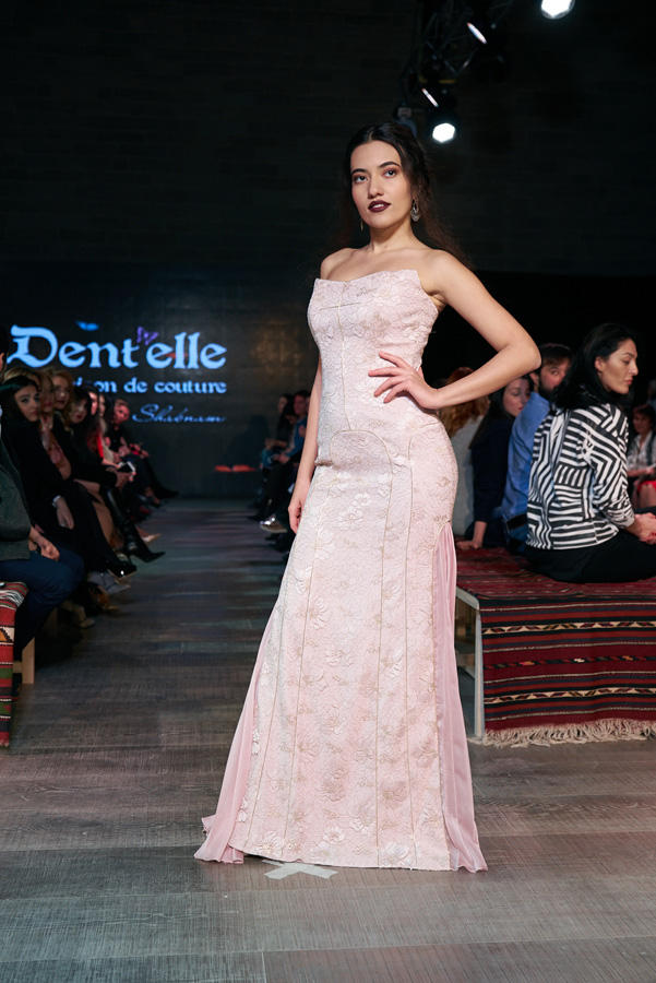Azerbaijan Fashion Week: Фантазии дизайнеров России, Казахстана, Грузии и Азербайджана (ФОТО)