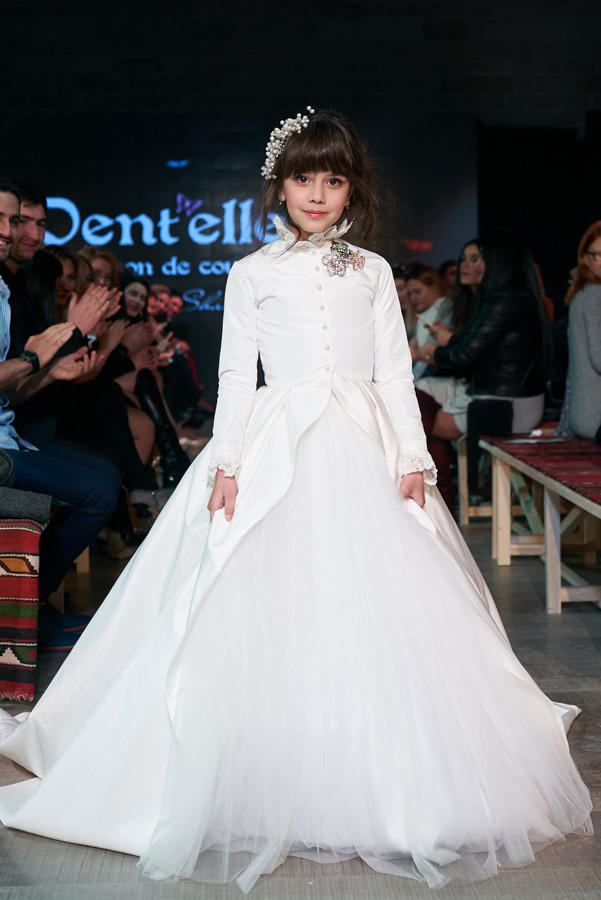 Azerbaijan Fashion Week: Фантазии дизайнеров России, Казахстана, Грузии и Азербайджана (ФОТО)