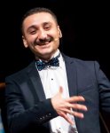 Лестница юмора Самандара Рзаева: "Мама не дала мне погреться в лучах славы" (ФОТО)