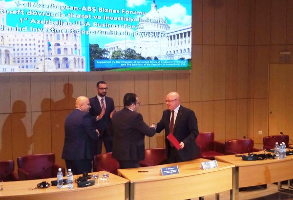 Azerbaijan, AmCham sign MoU (PHOTO)