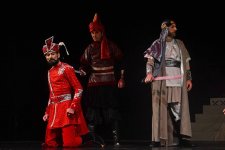 В Баку состоялась премьера спектакля "Лейли и Меджнун" (ФОТО)