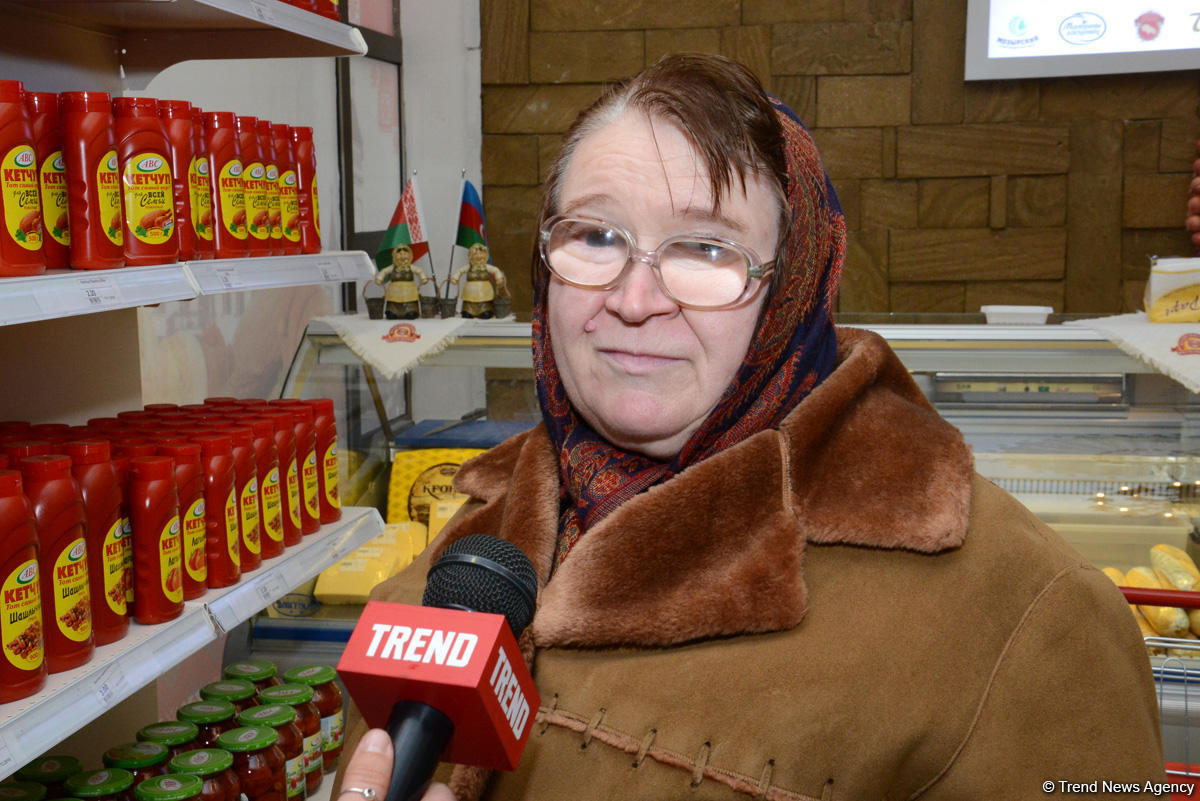 Бакинцы выбирают магазин "Белорусский" (ФОТО)