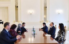 Президент Ильхам Алиев принял вице-президента Болгарии   (ФОТО)