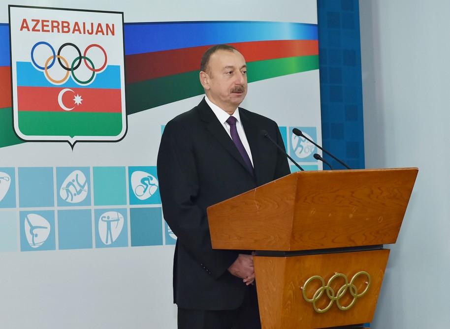 Ilham Aliyev attends event dedicated to sport results of 2016 (PHOTO)