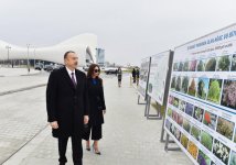 Ilham Aliyev, his spouse open new park in Baku  (PHOTO)