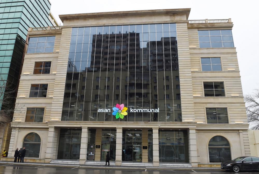 Ilham Aliyev attends opening of "ASAN Kommunal" Center in Baku  (PHOTO)