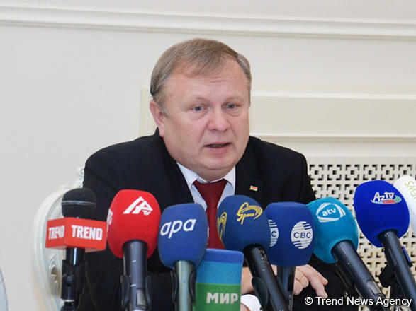 Азербайджан и Беларусь намерены увеличить экспорт техники и запчастей в третьи страны - посол (ФОТО)