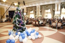 Heydar Aliyev Foundation distributes gifts to low-income families (PHOTO)