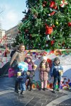 Праздничная атмосфера в Баку (ФОТО)