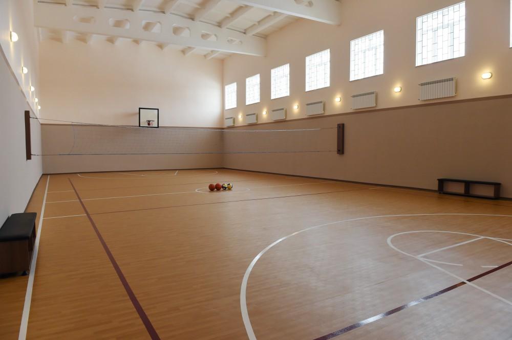 Ilham Aliyev opens renovated Russian school in Nakhchivan (PHOTO)