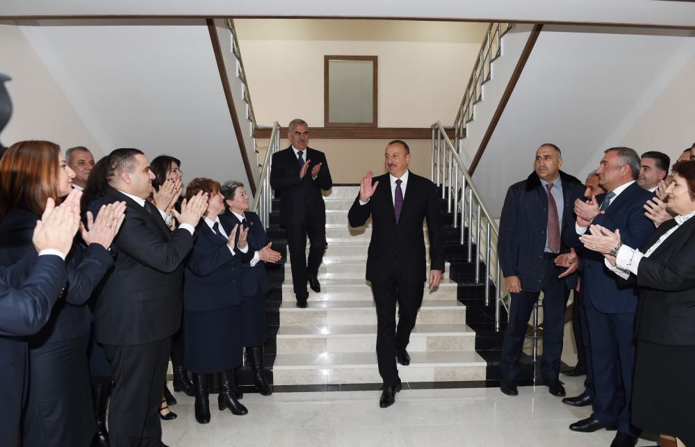 Ilham Aliyev opens renovated Russian school in Nakhchivan (PHOTO)