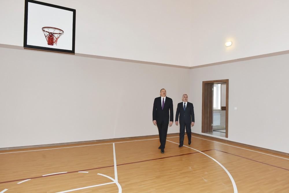 Ilham Aliyev opens renovated Russian school in Nakhchivan (PHOTO)
