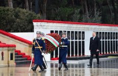 Президент Азербайджана почтил светлую память шехидов (ФОТО)