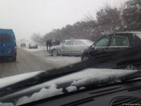 Chain-reaction collision on Baku-Sumgait road  (PHOTO)