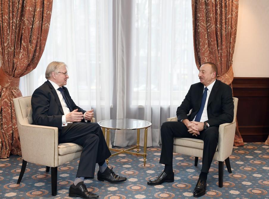 President Aliyev met with former PACE president in Brussels (PHOTO)