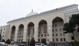 Ilham Aliyev, his spouse view conditions created at administrative building of Azerbaijan Railways CJSC (PHOTO)