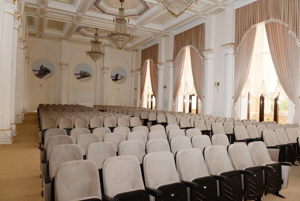 Ilham Aliyev, his spouse view conditions created at administrative building of Azerbaijan Railways CJSC (PHOTO)